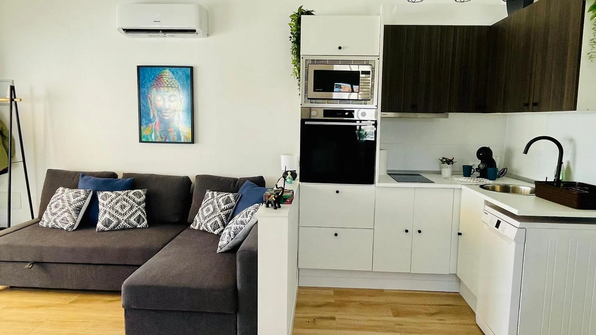 La Fiesta Apartman Σαν Μιγκέλ ντε Αμπόνα 0*,